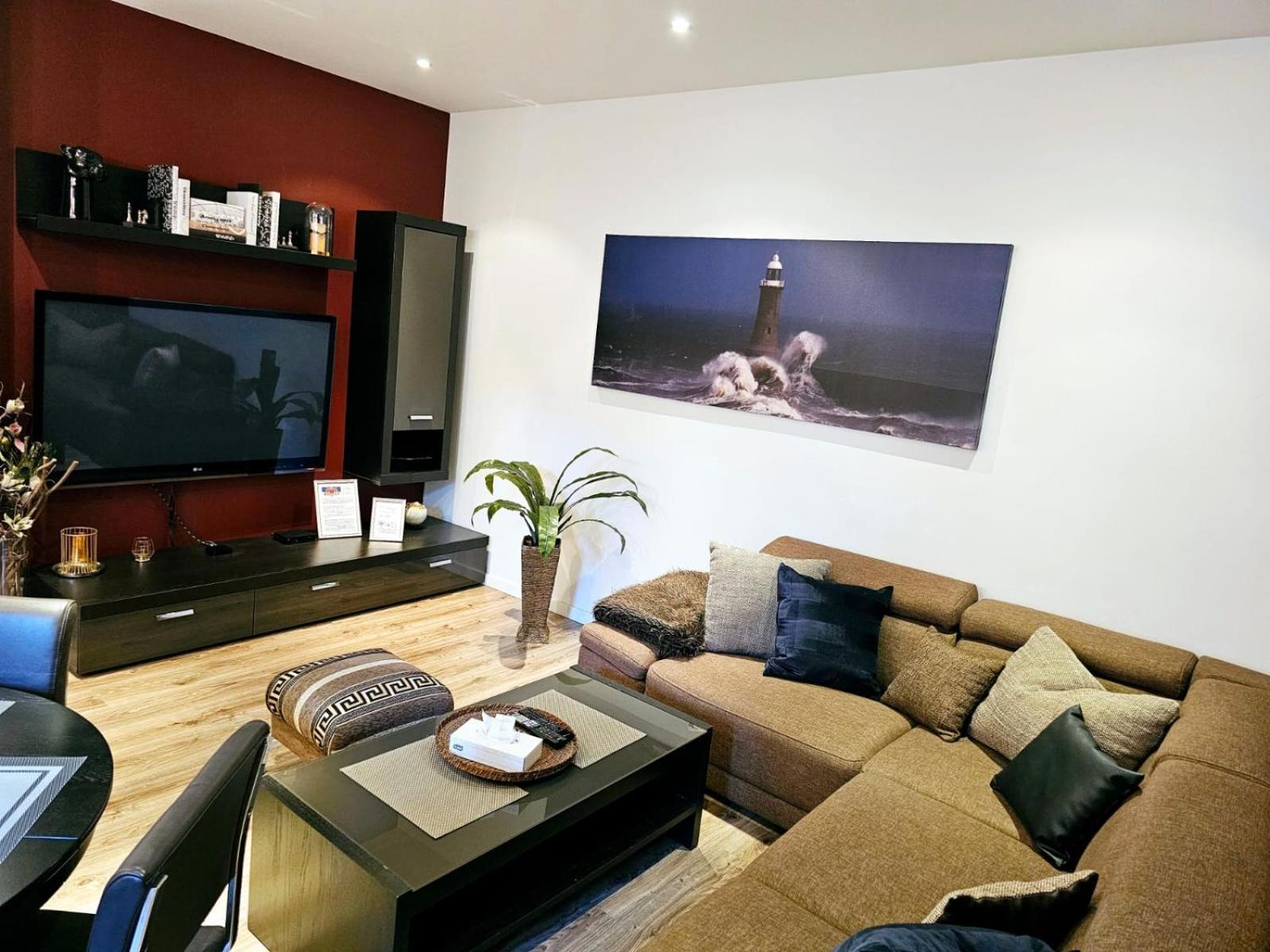 Modern 2 Bedroom Apartment In The City Centre Riga Exteriör bild